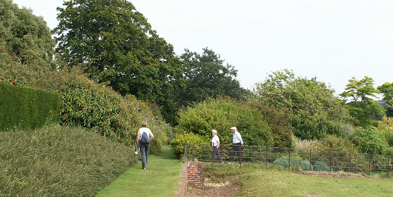 32 Hinton Ampner.JPG - KONICA MINOLTA DIGITAL CAMERA